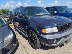 Used 1998 Lincoln Navigator 5d SUV 4WD at Maxx Loans near St. Adrian, MI