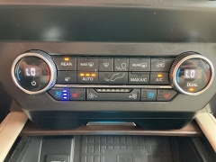 Used 2019 Ford Expedition Max 4d SUV 4WD Platinum at Maxx Loans near St. Adrian, MI