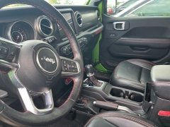 Used 2019 Jeep Wrangler Unlimited 4d SUV 4WD Rubicon at Suburban Ford of Sterling Heights near Sterling Heights, MI