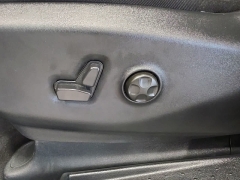 Used 2026  Chrysler Pacifica Select FWD at Maxx Loans near St&period; Adrian&comma; MI