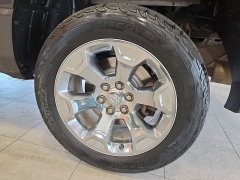 Used 2021  Ram 1500 Big Horn 4x4 Crew Cab 5'7" Box at Maxx Loans near St&period; Adrian&comma; MI