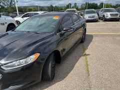 Used 2015  Ford Fusion 4d Sedan SE 2&period;5L at Maxx Loans near St&period; Adrian&comma; MI
