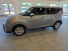 Used 2022  Kia Soul LX IVT at Maxx Loans near St&period; Adrian&comma; MI