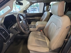 Used 2019  Ford Expedition 4d SUV 4WD Limited at Maxx Loans near St&period; Adrian&comma; MI