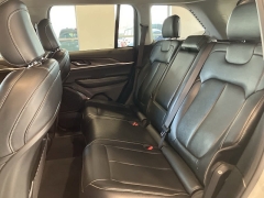 Used 2023  Jeep Grand Cherokee Limited 4x4 at Maxx Loans near St&period; Adrian&comma; MI