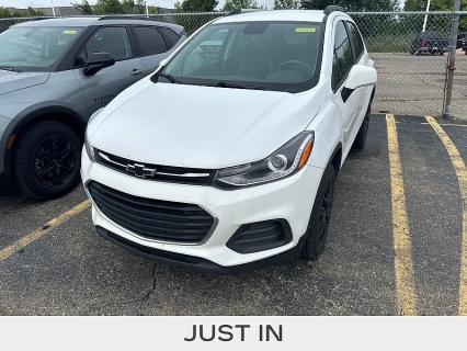 Used 2021 Chevrolet Trax AWD 4dr LT at MaxxLoansUSA near St. Adrian, MI