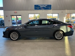 Used 2019  Toyota Avalon (Natl) at Maxx Loans near St. Adrian, MI