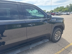 Used 2019  GMC Sierra 1500 4WD Crew Cab 147" SLE at Maxx Loans near St&period; Adrian&comma; MI