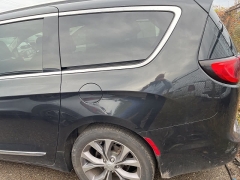 Used 2020 Chrysler Pacifica Limited FWD at Suburban Ford of Sterling Heights near Sterling Heights, MI