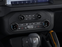 New 2024 Ford Bronco Badlands 4 Door Advanced 4x4 at Suburban Ford of Sterling Heights near Sterling Heights, MI