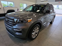  2023 Ford Explorer XLT 4WD at Maxx Loans near St&period; Adrian&comma; MI