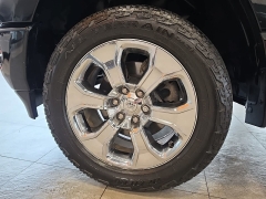 Used 2019  Ram 1500 Big Horn&sol;Lone Star 4x4 Crew Cab 5'7" Box at Maxx Loans near St&period; Adrian&comma; MI