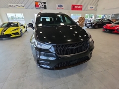 Used 2021  Chrysler Pacifica Limited AWD at Maxx Loans near St&period; Adrian&comma; MI