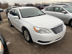 Used 2013  Chrysler 200 4d Sedan Touring at Maxx Loans near St&period; Adrian&comma; MI