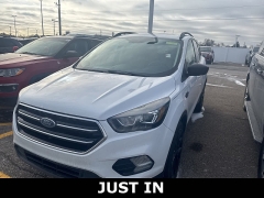 Used 2018  Ford Escape SE 4WD at Maxx Loans near St&period; Adrian&comma; MI
