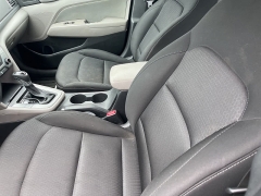 Used 2017  Hyundai Elantra SE 2.0L Auto (Alabama) at Maxx Loans near St. Adrian, MI