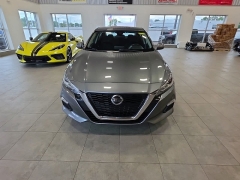 Used 2022  Nissan Altima 2&period;5 SV Sedan at Maxx Loans near St&period; Adrian&comma; MI