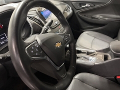 Used 2019 Chevrolet Malibu 4d Sedan LT at Suburban Ford of Sterling Heights near Sterling Heights, MI