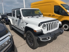 Used 2020 Jeep Gladiator Overland 4x4 at Maxx Loans near St. Adrian, MI