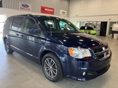 Used 2017 Dodge Grand Caravan 4d Wagon SXT at Maxx Loans near St. Adrian, MI