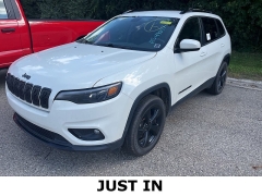 Used 2019 Jeep Cherokee Altitude 4x4 at Maxx Loans near St. Adrian, MI