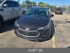 Used 2017  Chevrolet Cruze 4d Sedan LT Auto at Maxx Loans near St&period; Adrian&comma; MI