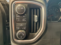 Used 2021  Chevrolet Silverado 1500 4WD Crew Cab LT at Maxx Loans near St. Adrian, MI