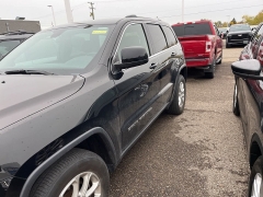 Used 2021  Jeep Grand Cherokee Laredo E 4x4 at Maxx Loans near St. Adrian, MI