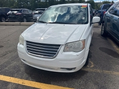 Used 2013  Dodge Grand Caravan 4d Wagon SXT at Maxx Loans near St&period; Adrian&comma; MI