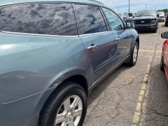 Used 2009  Chevrolet Traverse FWD 4dr LT w&sol;1LT at Maxx Loans near St&period; Adrian&comma; MI