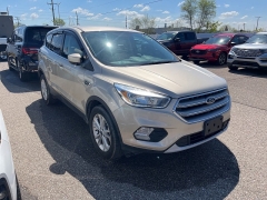 Used 2017 Ford Escape 4d SUV 4WD SE at Suburban Ford of Sterling Heights near Sterling Heights, MI