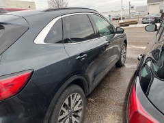 Used 2022  Ford Escape Titanium AWD at Maxx Loans near St&period; Adrian&comma; MI