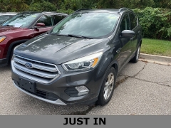 Used 2017 Ford Escape 4d SUV FWD SE at Suburban Ford of Sterling Heights near Sterling Heights, MI