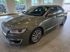  2017 Lincoln MKZ 4d Sedan AWD Select at Maxx Loans near St&period; Adrian&comma; MI