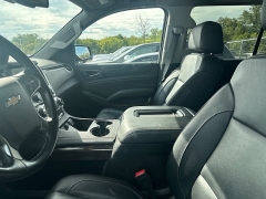 Used 2020  Chevrolet Suburban 4d SUV 4WD LT at Maxx Loans near St&period; Adrian&comma; MI