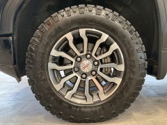 Used 2020  GMC Sierra 1500 4WD Crew Cab 147" AT4 at Maxx Loans near St&period; Adrian&comma; MI