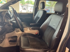Used 2017 Dodge Grand Caravan 4d Wagon SXT at Maxx Loans near St. Adrian, MI