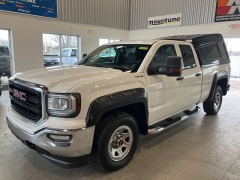 Used 2017  GMC Sierra 1500 4WD Double Cab 143&period;5" at Maxx Loans near St&period; Adrian&comma; MI