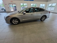 Used 2022  Hyundai Sonata SE 2&period;5L &ast;Ltd Avail&ast; at Maxx Loans near St&period; Adrian&comma; MI