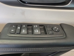 Used 2024  Chrysler Pacifica Touring L FWD at Maxx Loans near St&period; Adrian&comma; MI