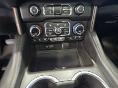 Used 2021  Chevrolet Suburban 4WD 4dr High Country at Maxx Loans near St&period; Adrian&comma; MI