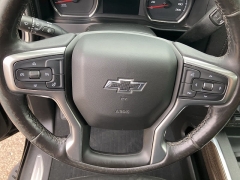 Used 2021 Chevrolet Silverado 1500 4WD Crew Cab LT Trail Boss at Maxx Loans near ,