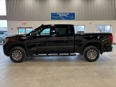Used 2020  GMC Sierra 1500 4WD Crew Cab 147" AT4 at Maxx Loans near St&period; Adrian&comma; MI