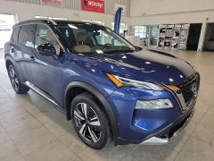 Used 2022  Nissan Rogue FWD Platinum at Maxx Loans near St&period; Adrian&comma; MI