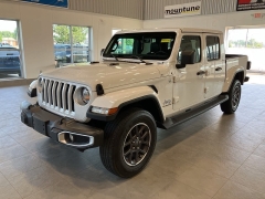 Used 2021 Jeep Gladiator Overland 4x4 at Maxx Loans near St. Adrian, MI