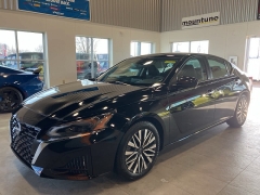  2023 Nissan Altima 2&period;5 SV Sedan at Maxx Loans near St&period; Adrian&comma; MI