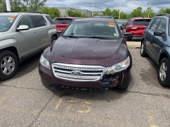 Used 2011 Ford Taurus 4d Sedan SEL at Maxx Loans near ,