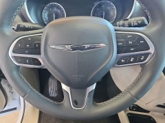 Used 2024  Chrysler Pacifica Touring L FWD at Maxx Loans near St&period; Adrian&comma; MI