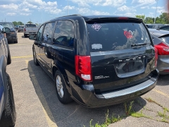 Used 2013 Dodge Grand Caravan 4d Wagon SXT at Suburban Ford of Sterling Heights near Sterling Heights, MI
