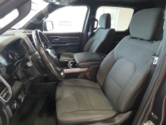Used 2021  Ram 1500 Big Horn 4x4 Crew Cab 5'7" Box at Maxx Loans near St&period; Adrian&comma; MI